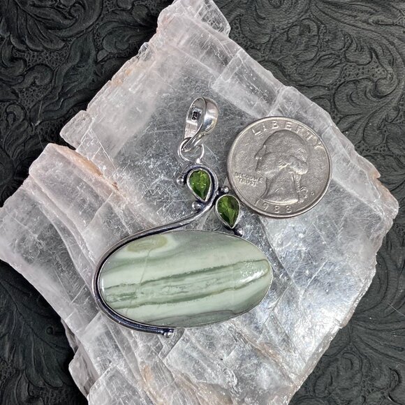 Green Opal Pendant Crystal Stone Jewelry - Picture 7 of 7